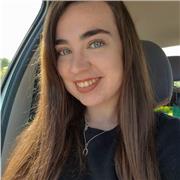 Profesora particular de Lengua Castellana y Literatura e Inglés que imparte clases a alumnos de todas las edades. Soy filóloga hispánica y lingüista